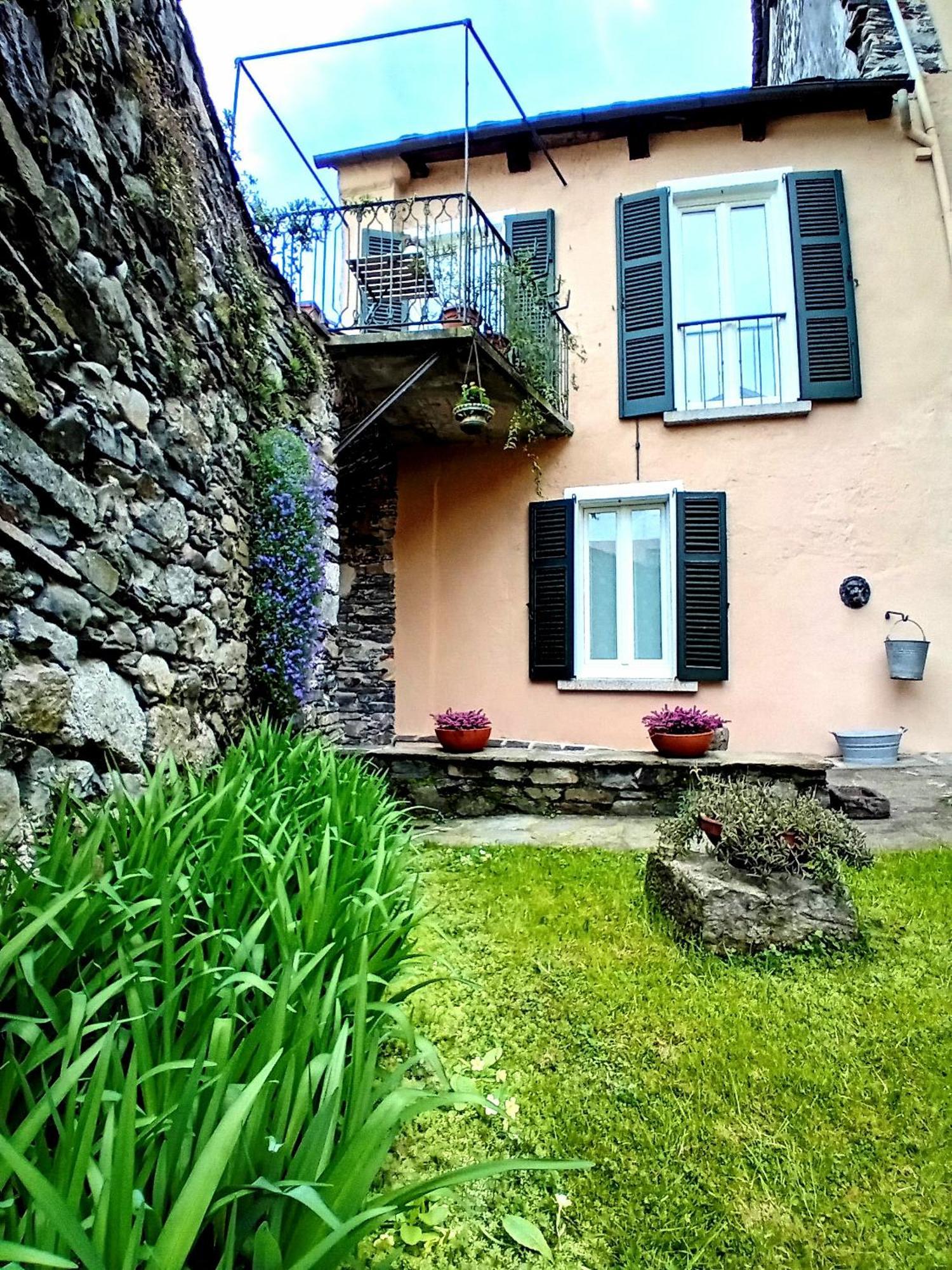 Casa Longhi Apartment Орта Сан Джулио Екстериор снимка